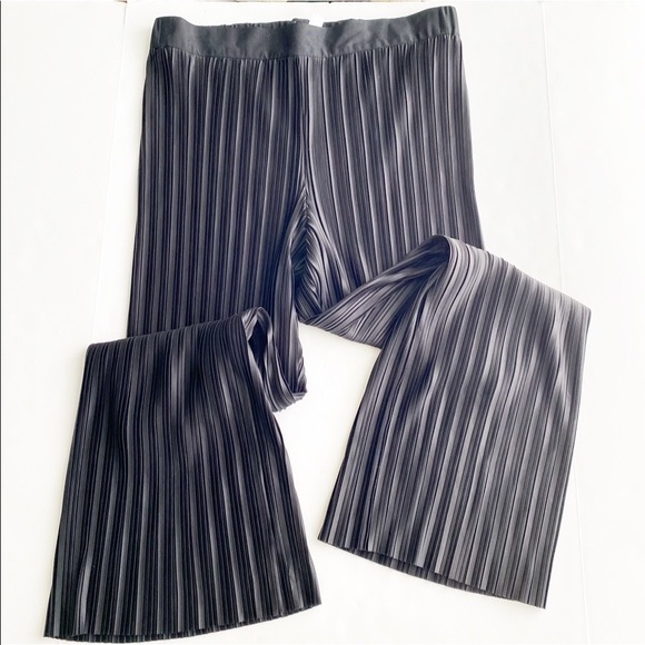 Ann Taylor Pants - Ann Taylor Black Dress Pants Accordion Wide Leg New